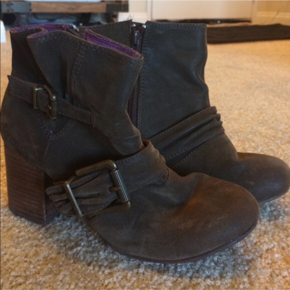 Brown heeled ankle boot
